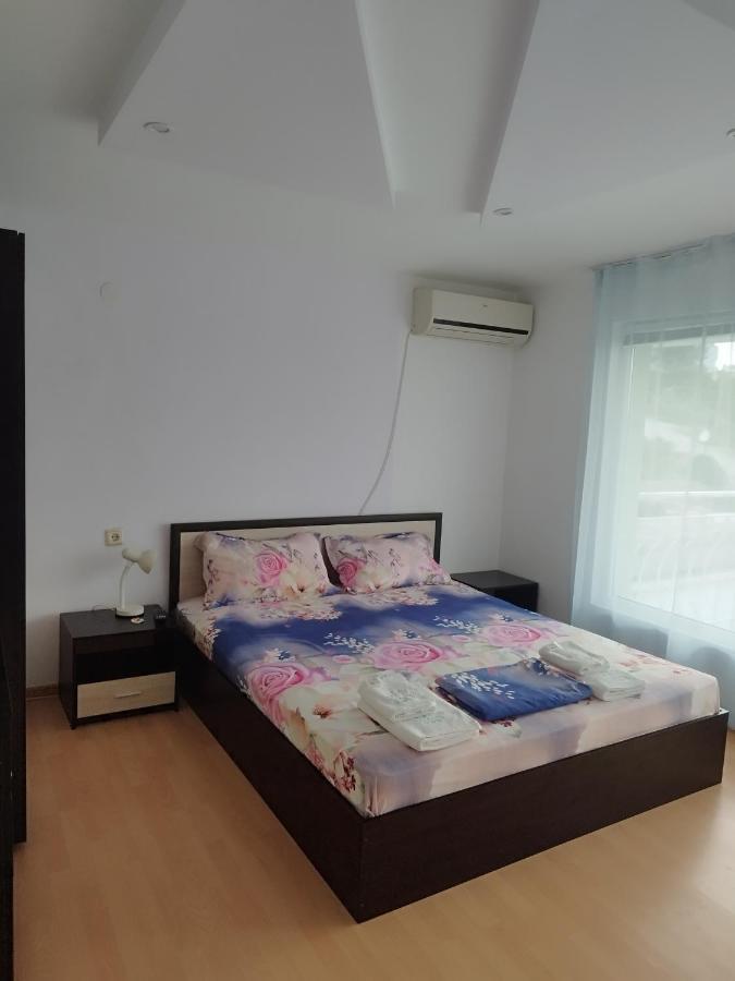 Family Hotel Kentavar 2 Bjala Kültér fotó
